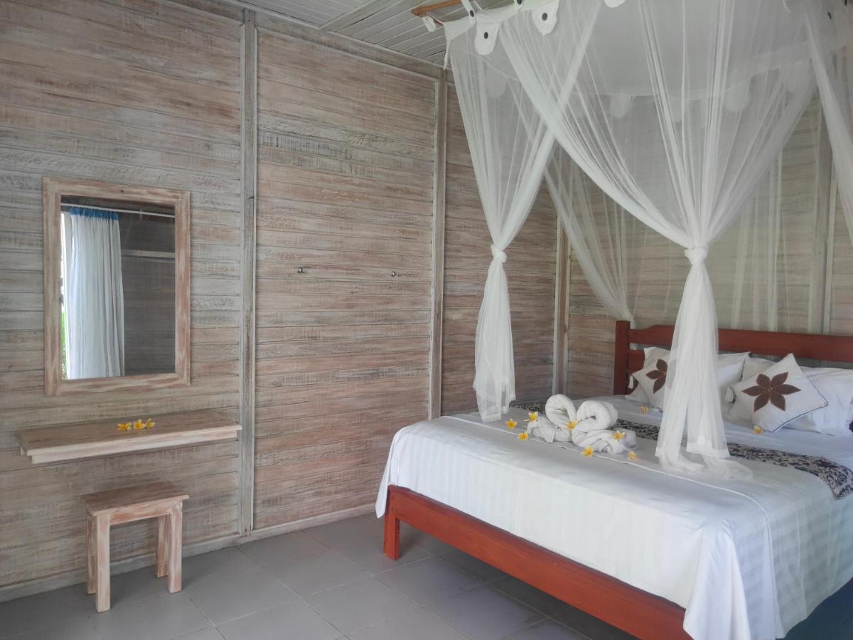 Vista Huts Lembongan Hotel Luaran gambar