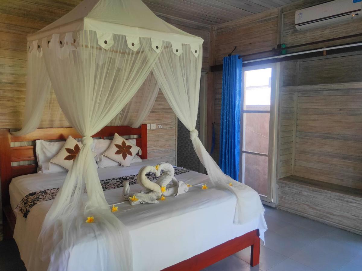 Vista Huts Lembongan Hotel Luaran gambar
