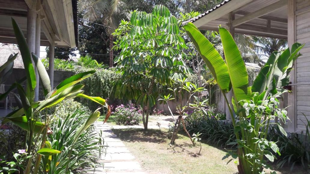 Vista Huts Lembongan Hotel Luaran gambar