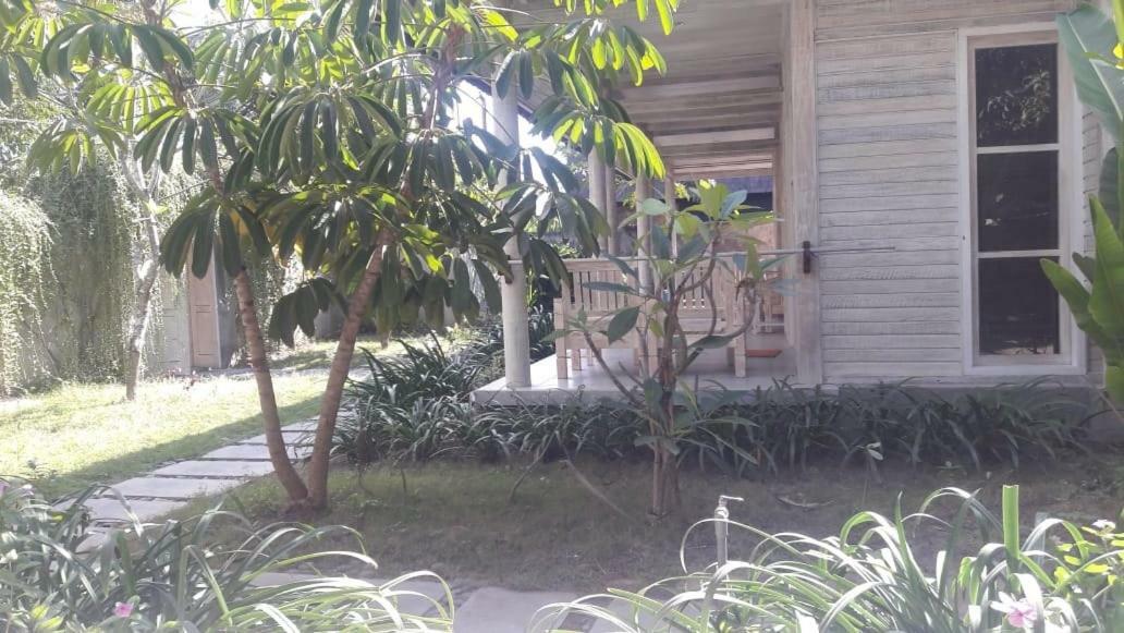 Vista Huts Lembongan Hotel Luaran gambar